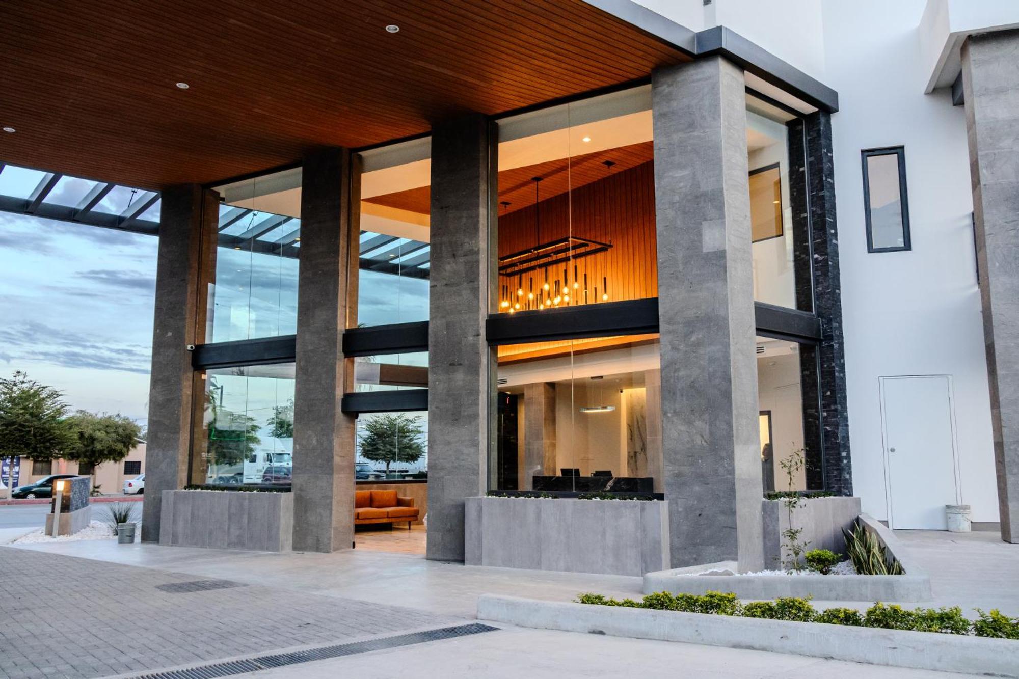 Hotel Gran Avenida, Navojoa Buitenkant foto